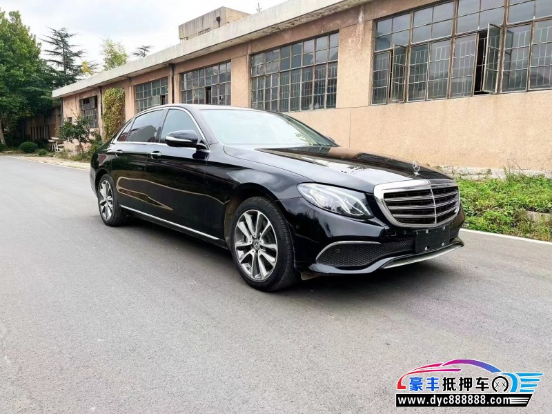 19年奔驰E轿车抵押车出售