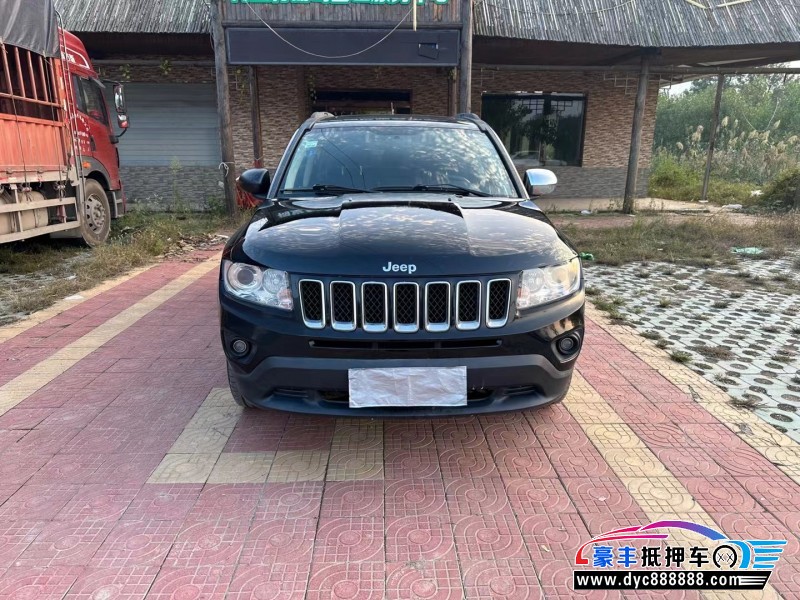 13年Jeep指南者SUV抵押车出售