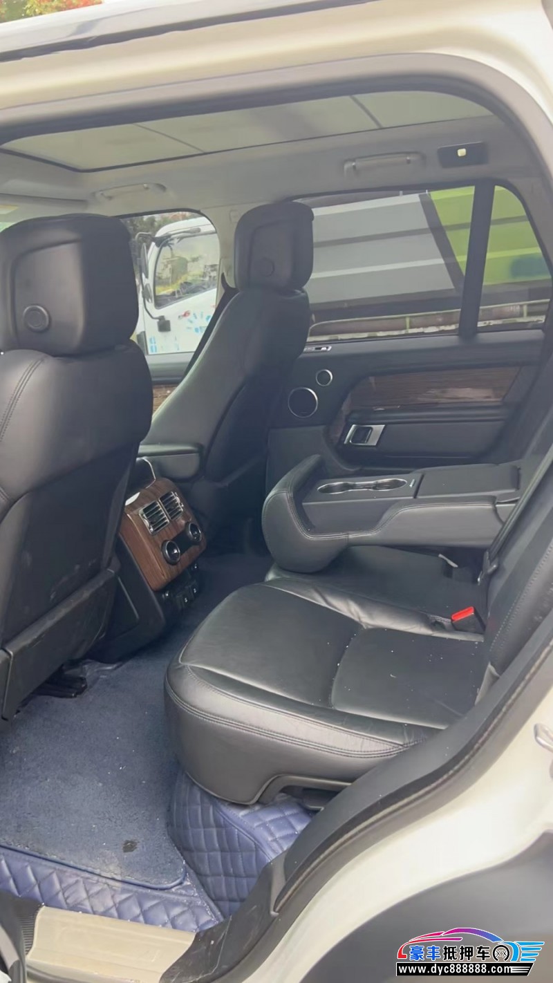 18年路虎揽胜行政SUV抵押车出售