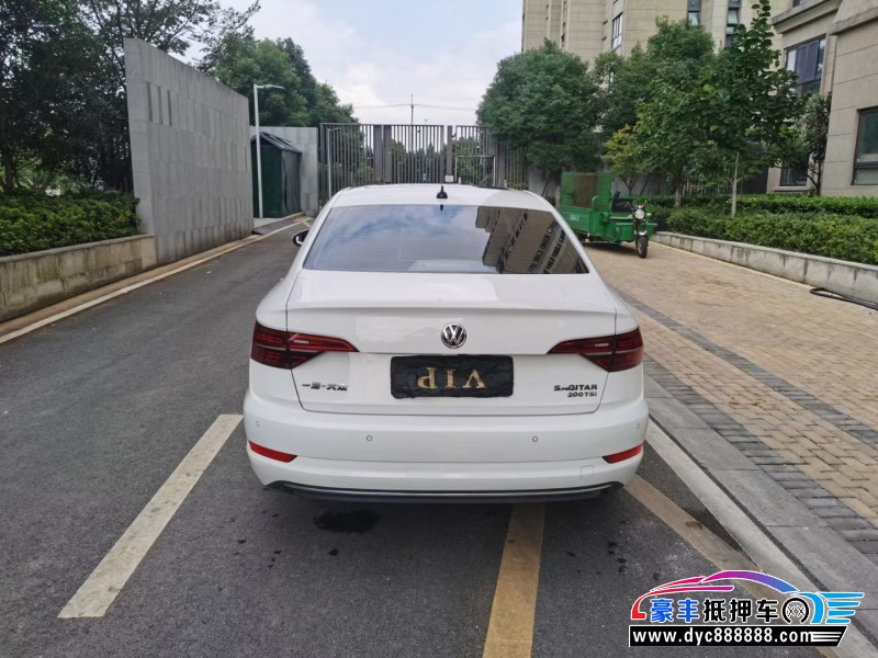 21年大众速腾轿车抵押车出售