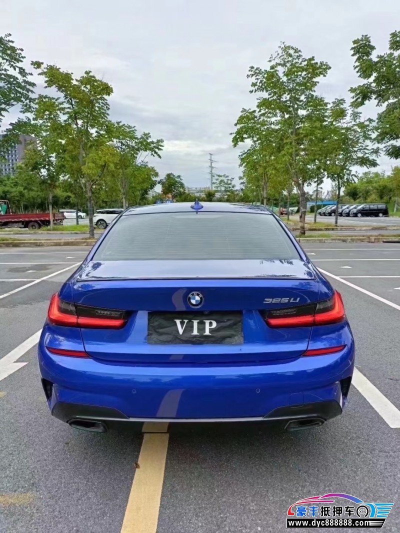 20年宝马3系轿车抵押车出售