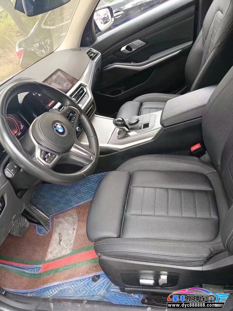 20年宝马3系轿车抵押车出售