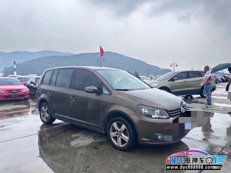 14年大众途安轿车抵押车出售