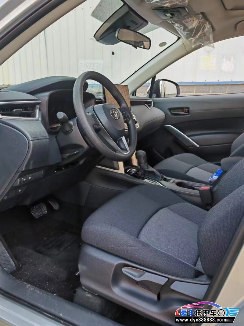 23年丰田锋兰达轿车抵押车出售