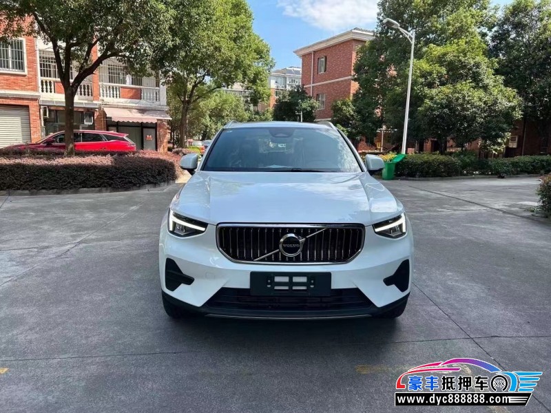 23年沃尔沃XC40轿车抵押车出售