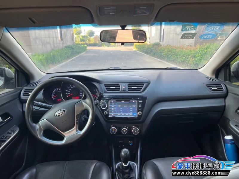 15年起亚K2轿车抵押车出售