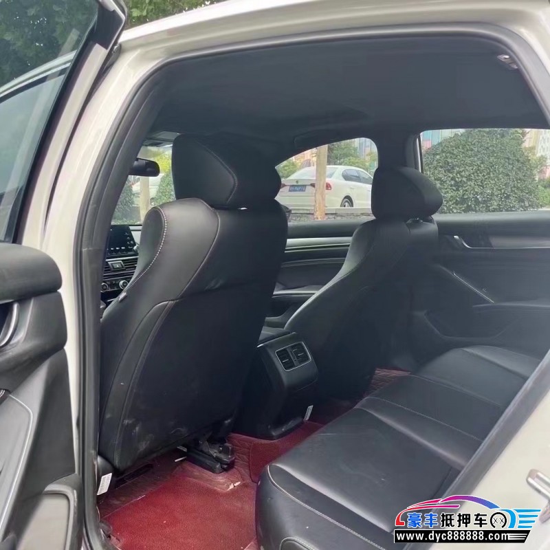 22年本田英诗派轿车抵押车出售