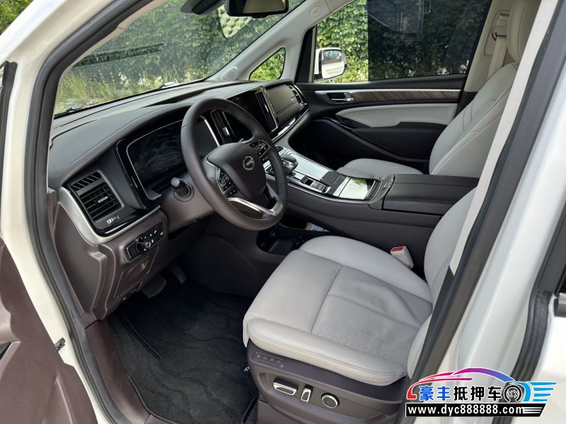 21年传祺M8轿车抵押车出售