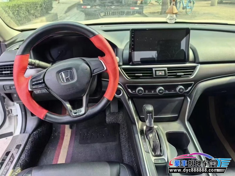 19年本田雅阁轿车抵押车出售