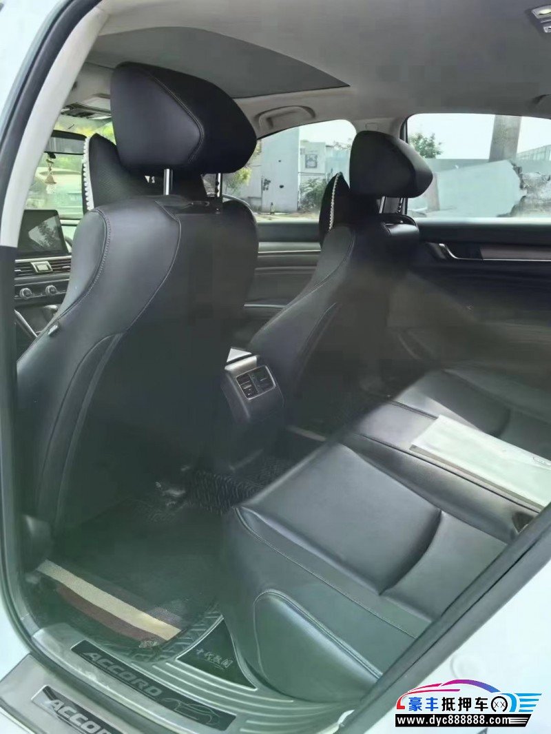 19年本田雅阁轿车抵押车出售