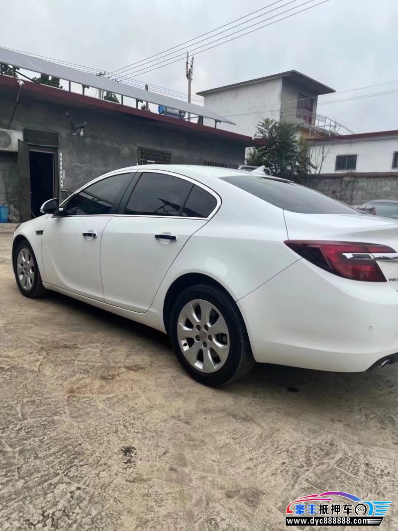 15年别克君威轿车抵押车出售