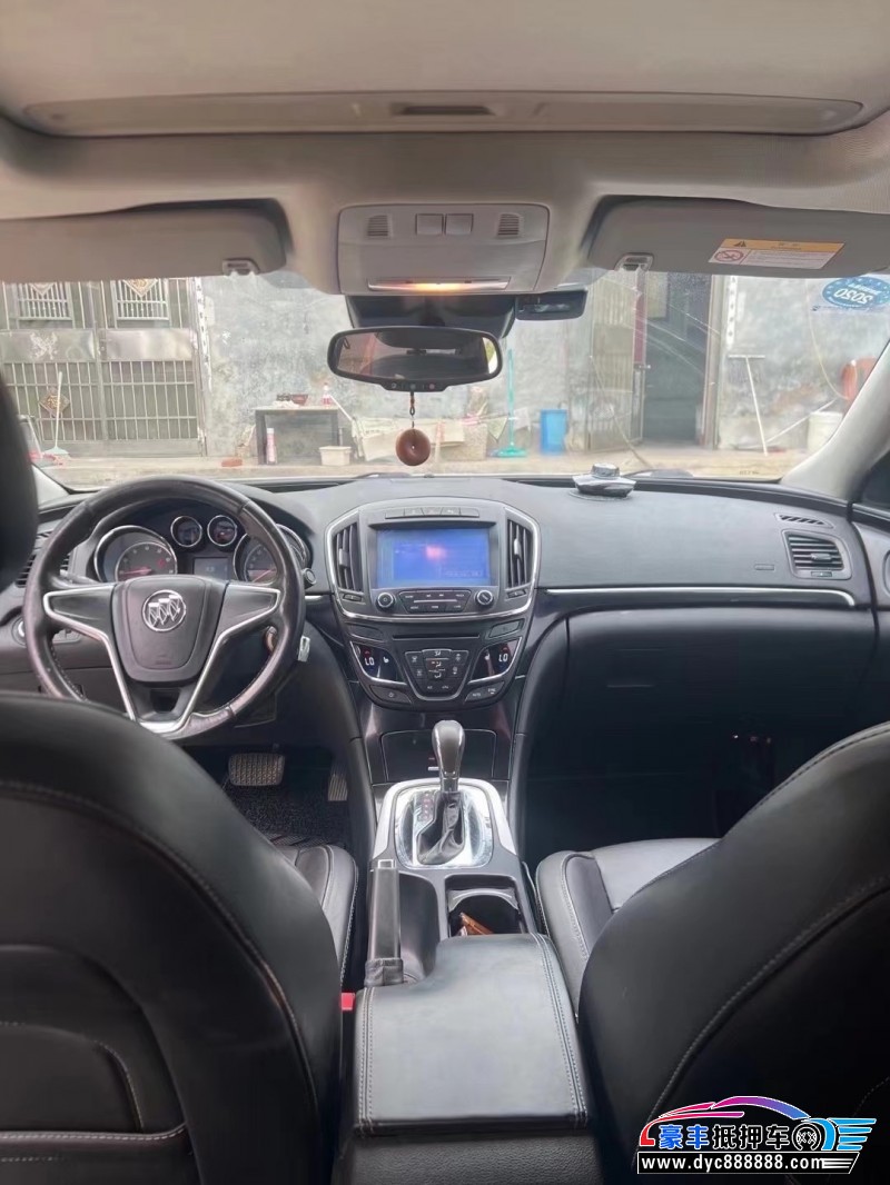 15年别克君威轿车抵押车出售