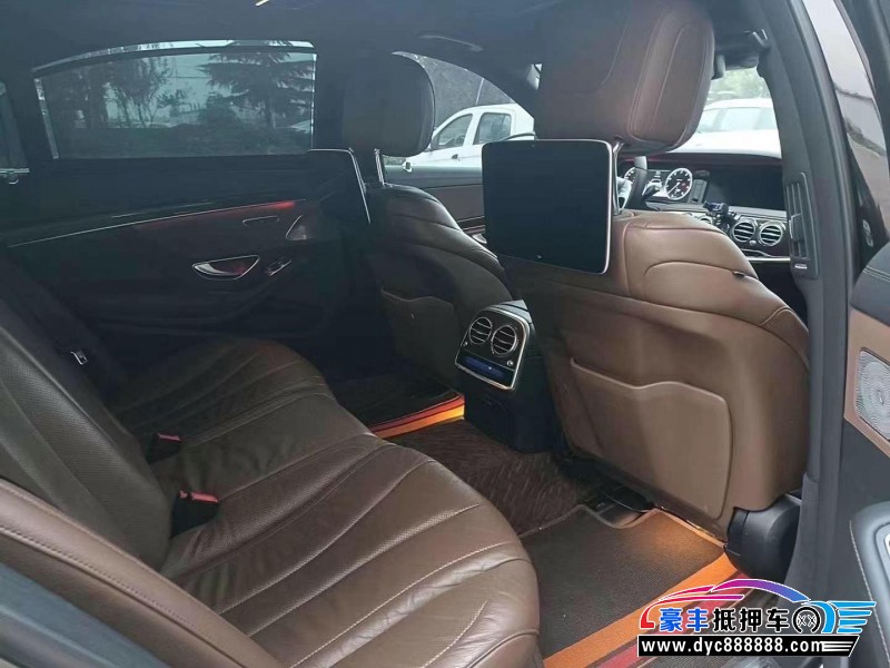 17年奔驰S轿车抵押车出售