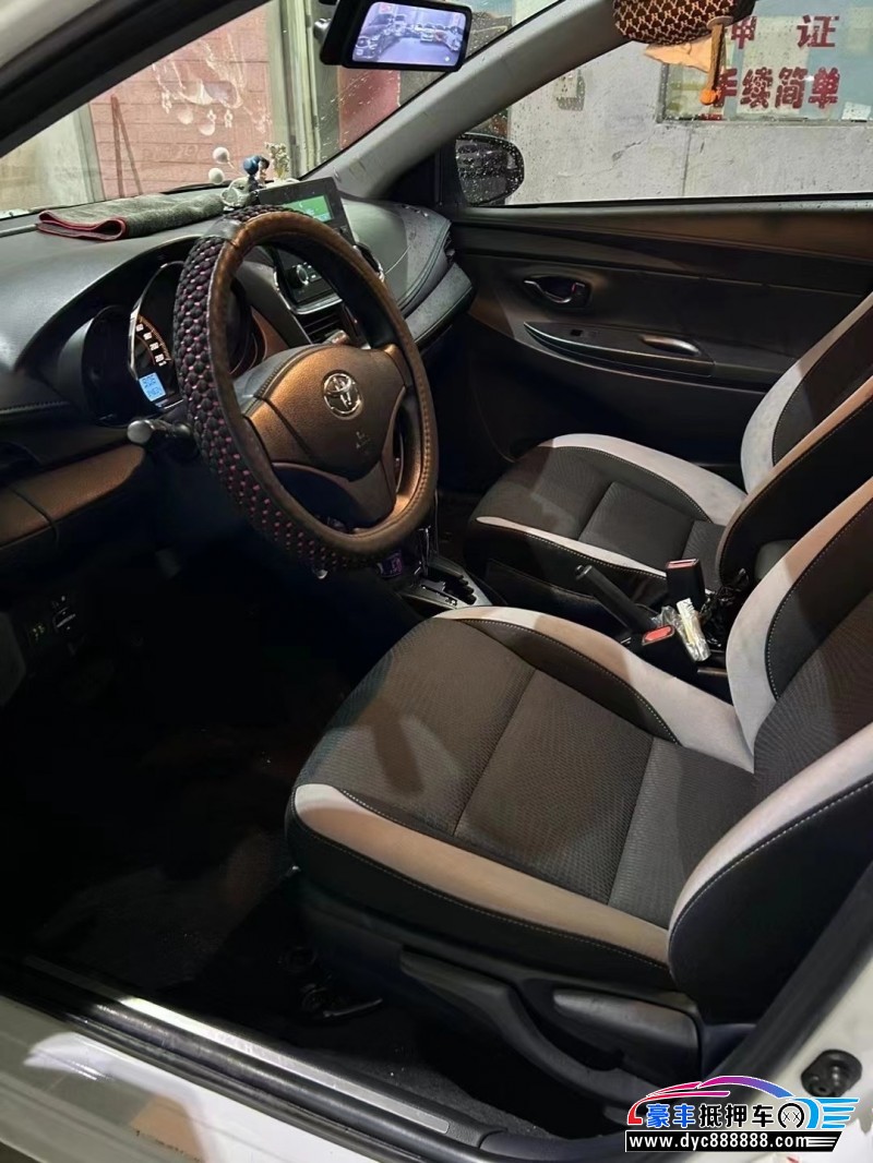 20年丰田YARiS L 致炫轿车抵押车出售