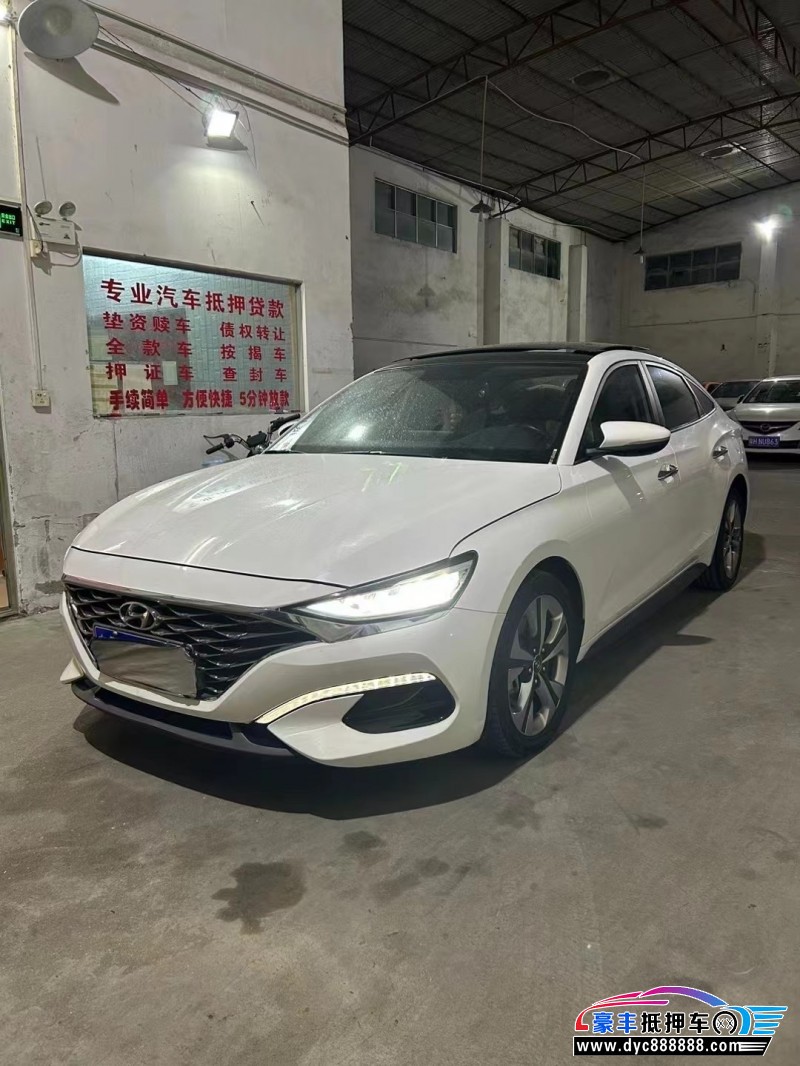 20年现代菲斯塔轿车抵押车出售