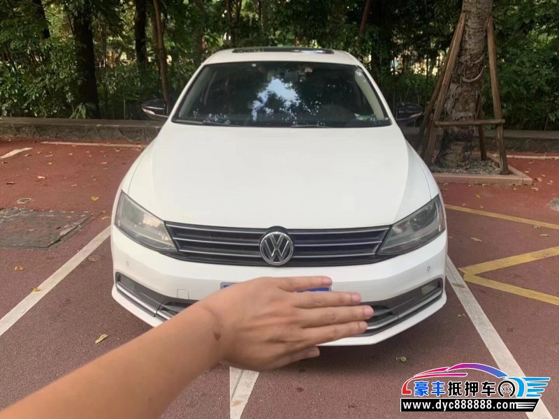 18年大众速腾轿车抵押车出售