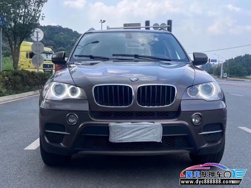 13年宝马X5SUV抵押车出售