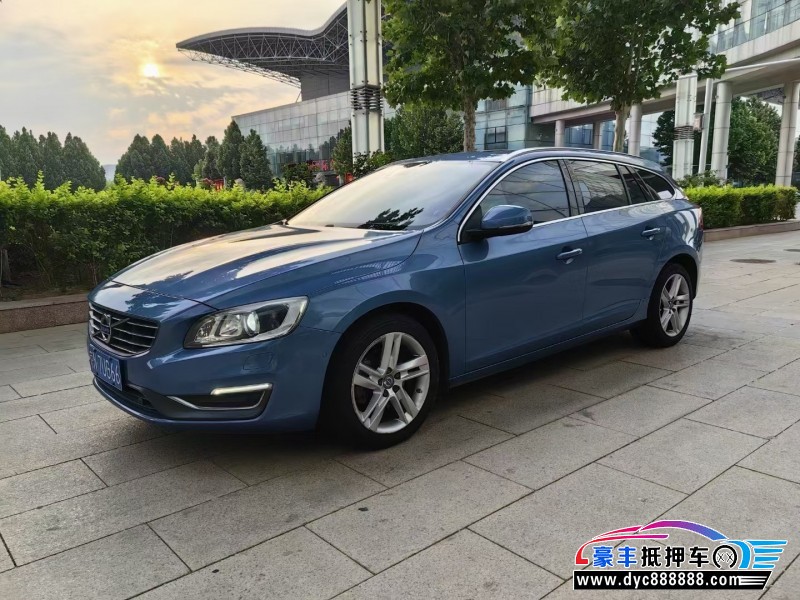 15年沃尔沃V60轿车抵押车出售
