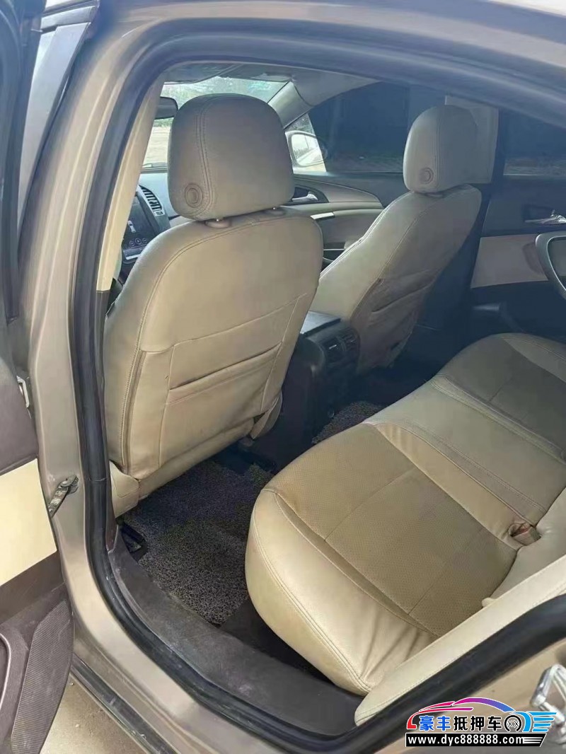 12年别克君威轿车抵押车出售