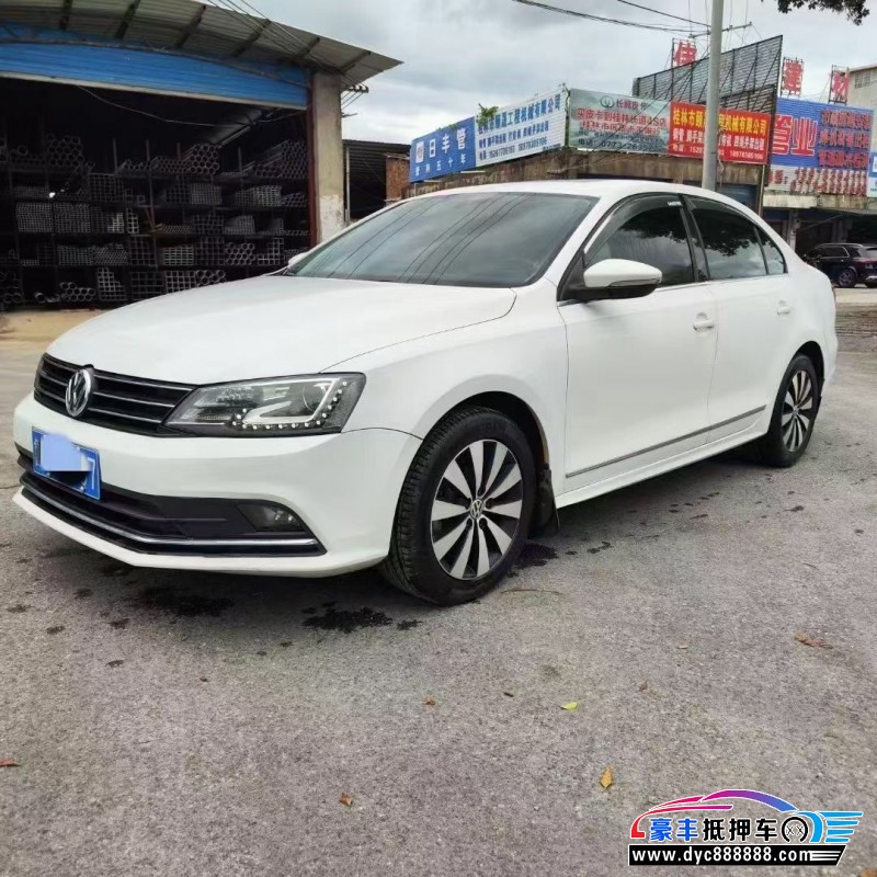 18年大众速腾轿车抵押车出售