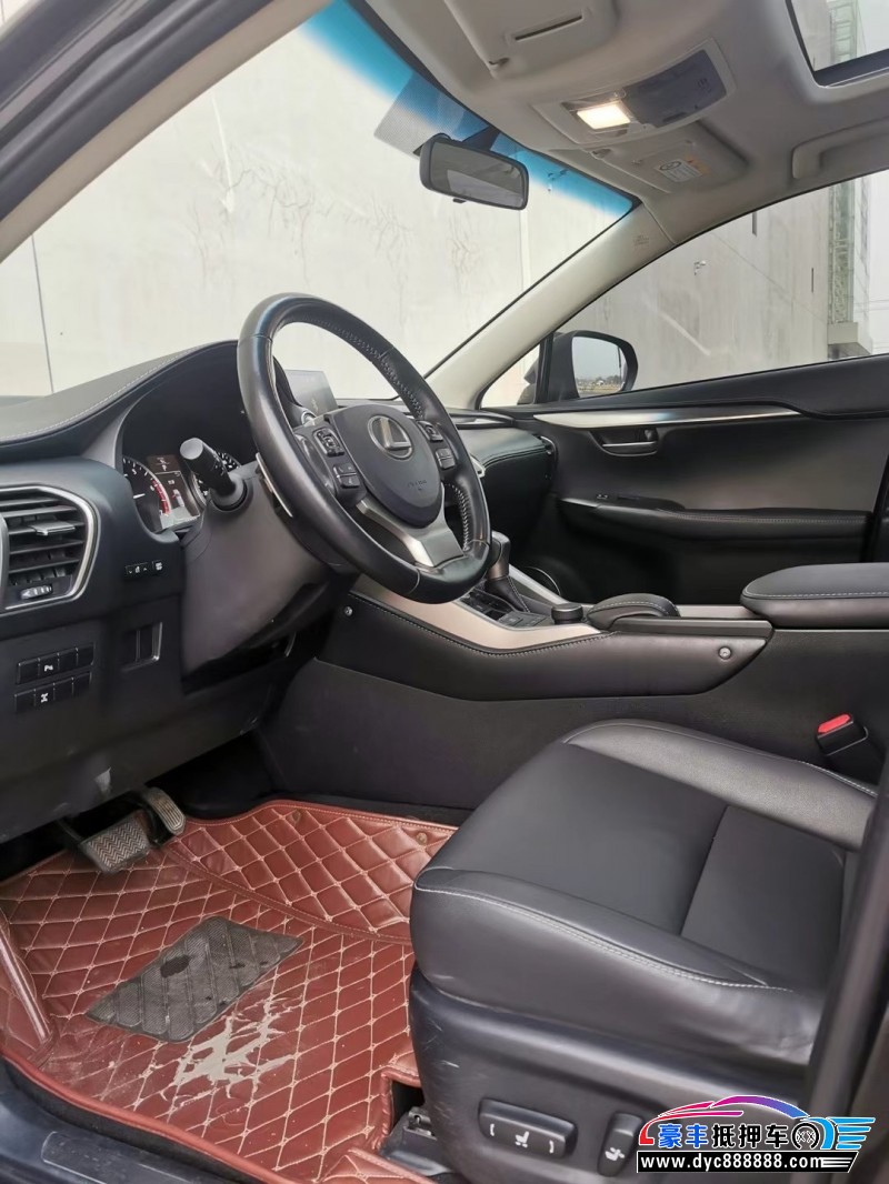 16年雷克萨斯NX轿车抵押车出售