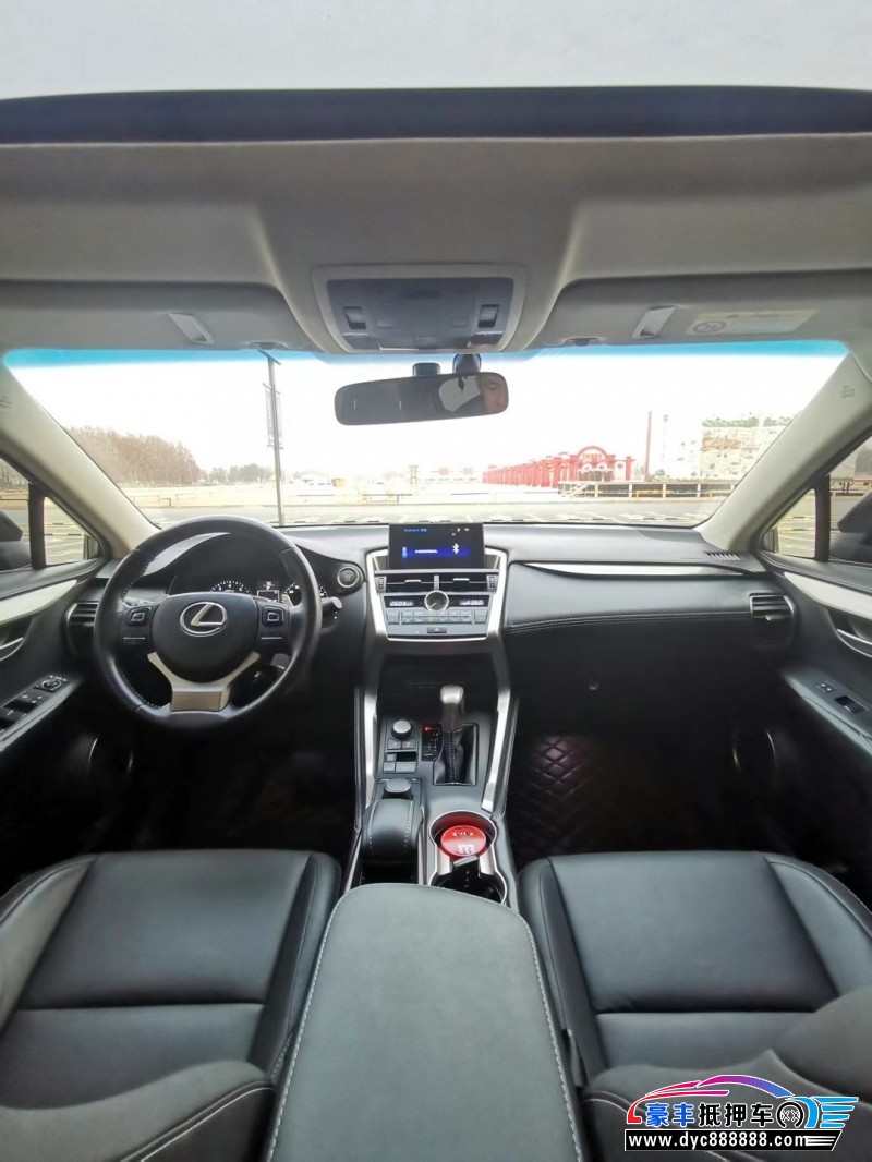 16年雷克萨斯NX轿车抵押车出售