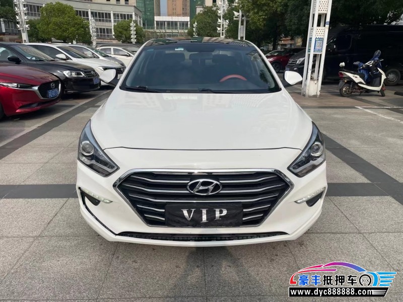 18年现代名图轿车抵押车出售