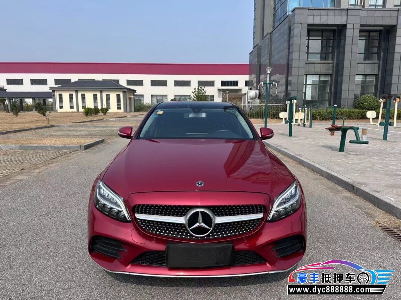 19年奔驰C轿车抵押车出售