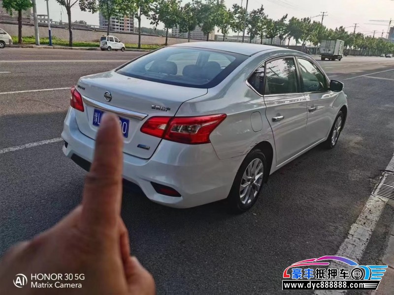 19年日产轩逸轿车抵押车出售