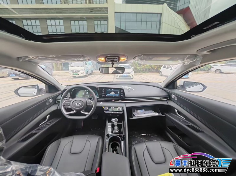 23年现代伊兰特轿车抵押车出售