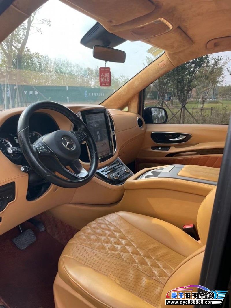 20年奔驰威霆轿车抵押车出售