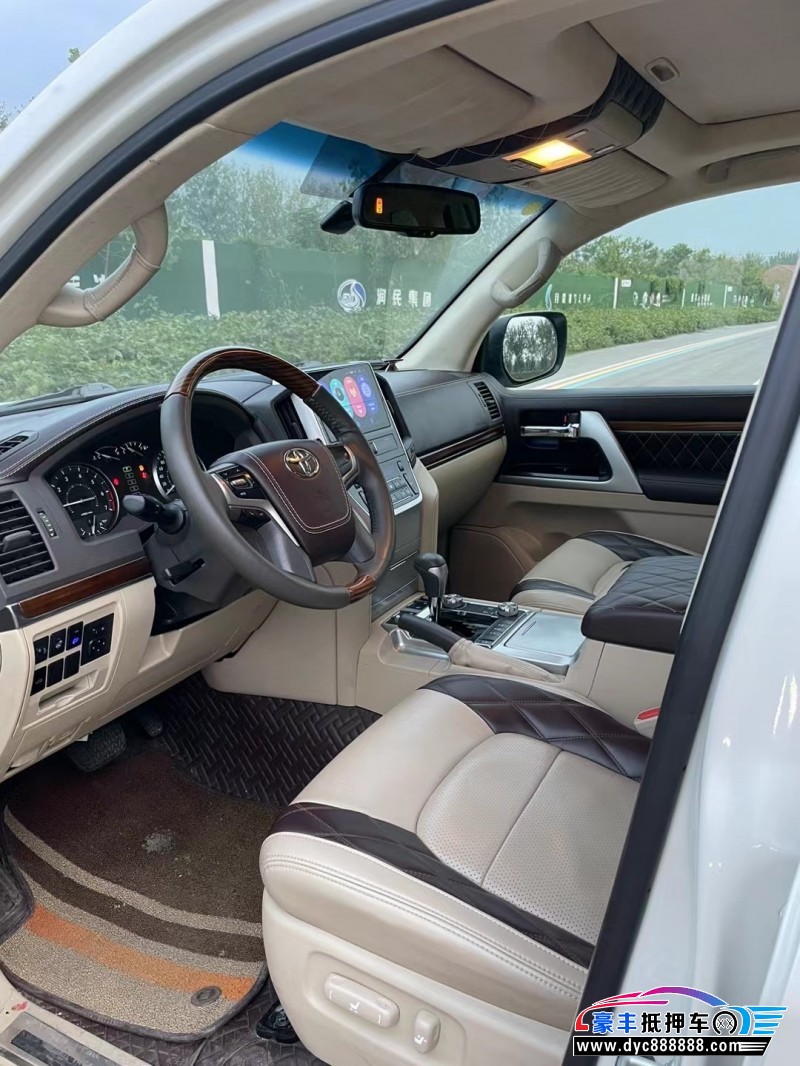 19年丰田兰德酷路泽轿车抵押车出售