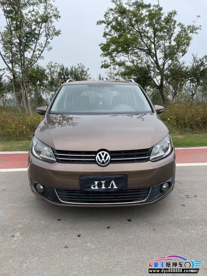 14年大众途安轿车抵押车出售