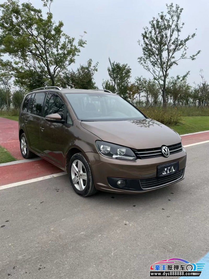 14年大众途安轿车抵押车出售