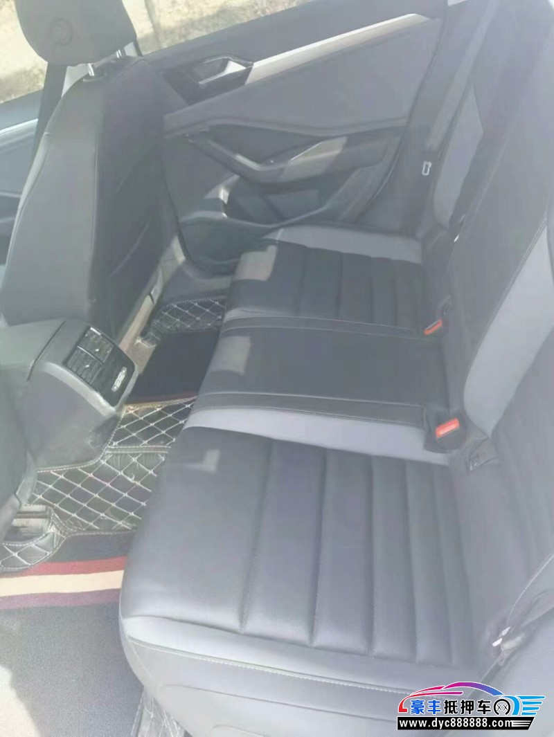 22年大众速腾轿车抵押车出售