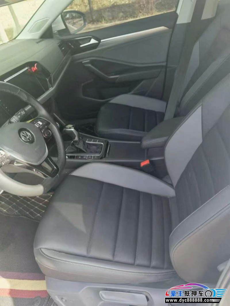 22年大众速腾轿车抵押车出售