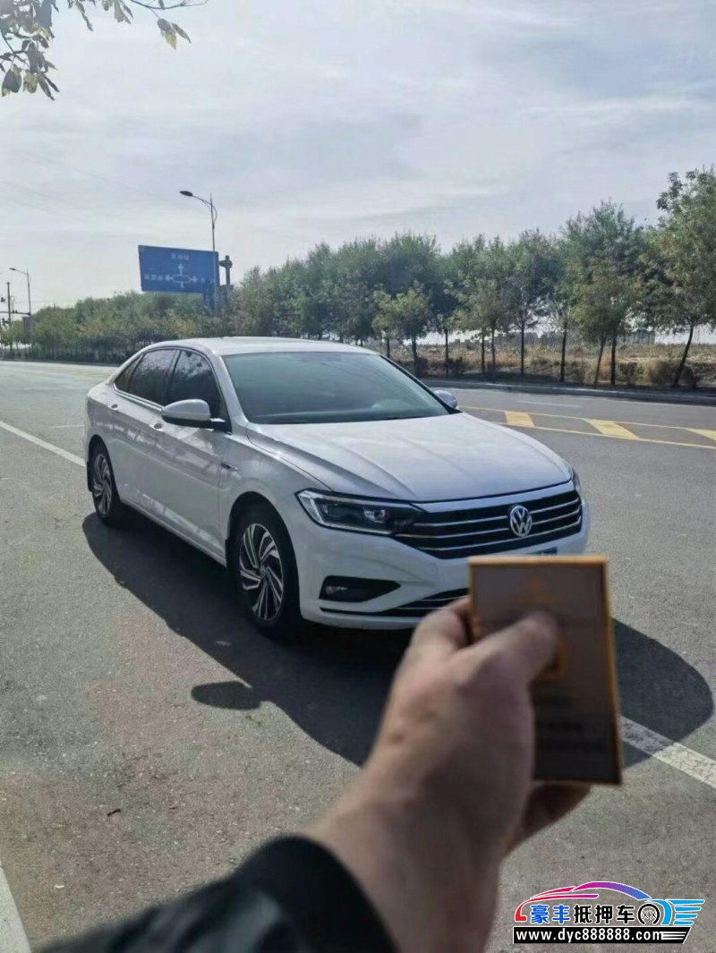 22年大众速腾轿车抵押车出售