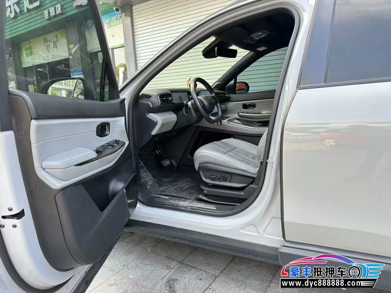 20年蔚来ES8轿车抵押车出售