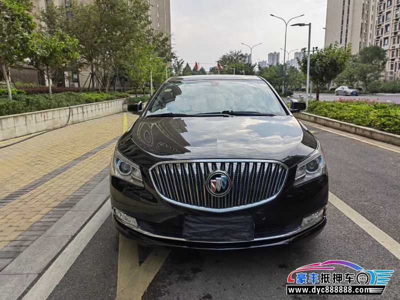 14年别克君越轿车抵押车出售