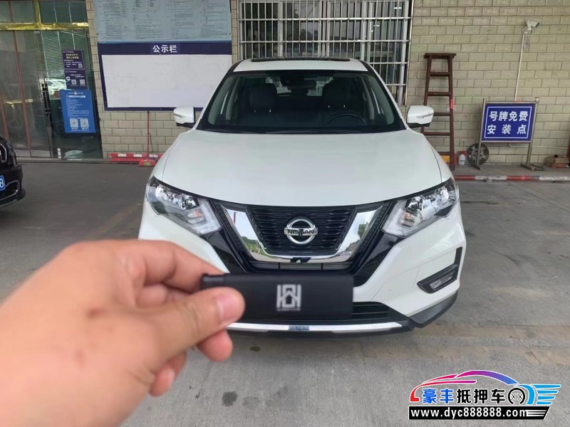 20年日产奇骏轿车抵押车出售