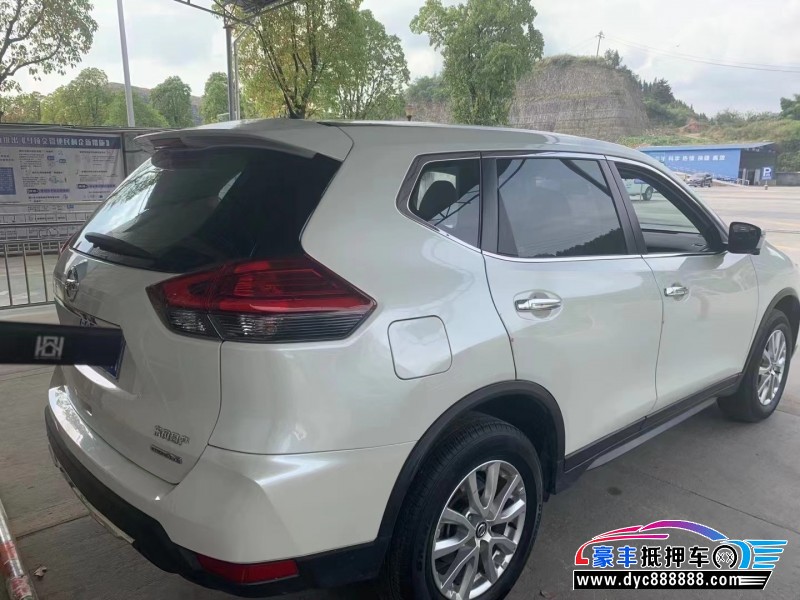 20年日产奇骏轿车抵押车出售