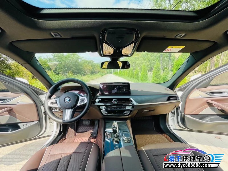 20年宝马5系轿车抵押车出售