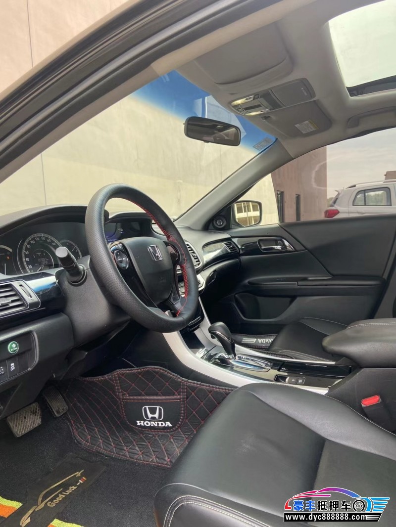 19年本田雅阁轿车抵押车出售