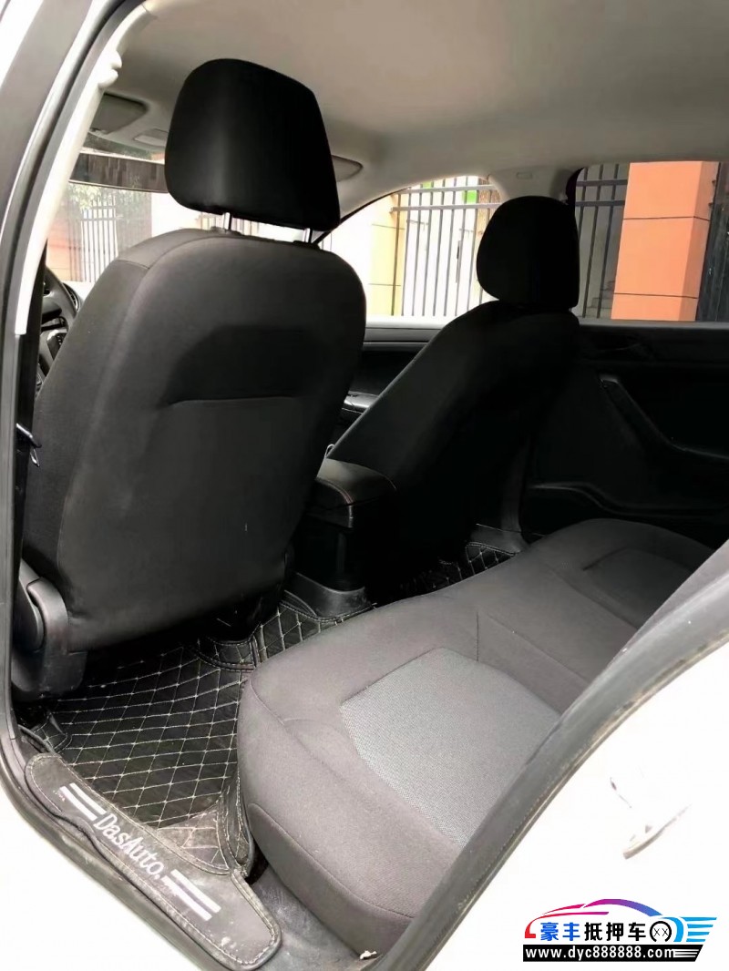 16年大众捷达轿车抵押车出售