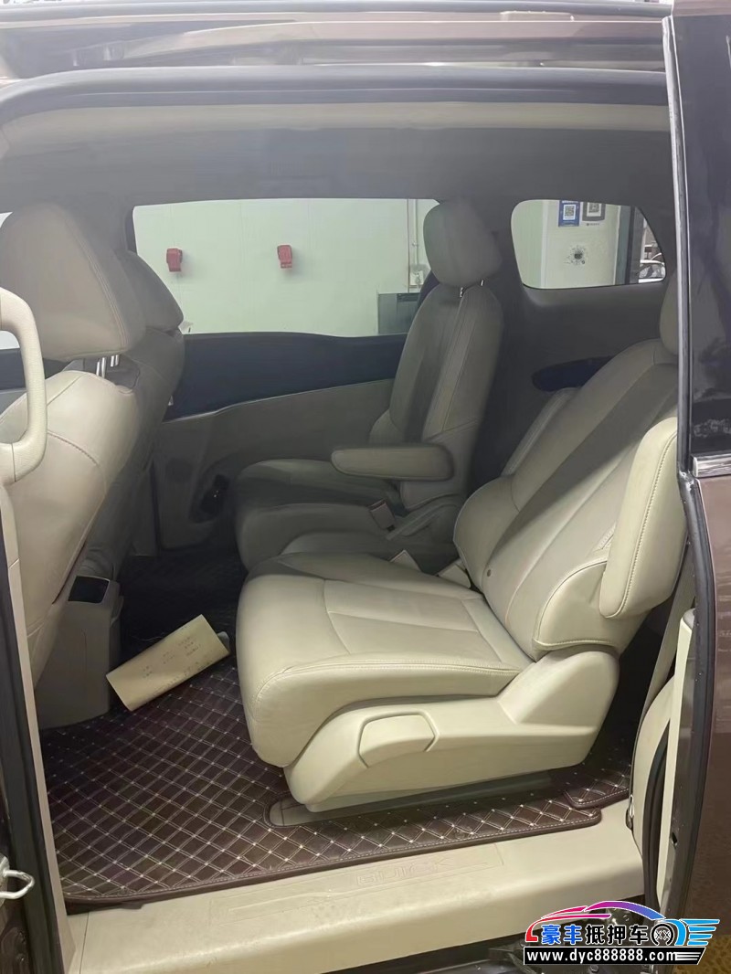 20年别克GL8MPV抵押车出售