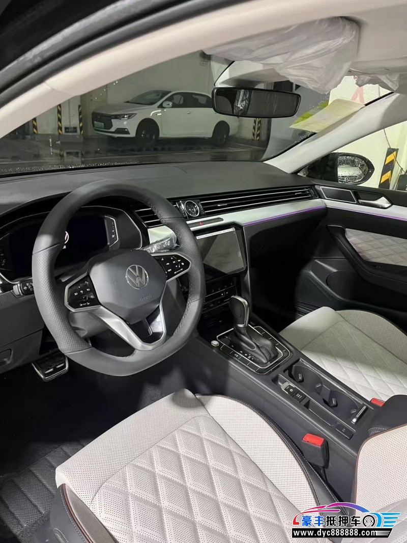 23年大众迈腾轿车抵押车出售