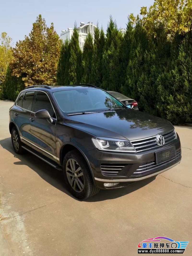 18年大众途锐SUV抵押车出售