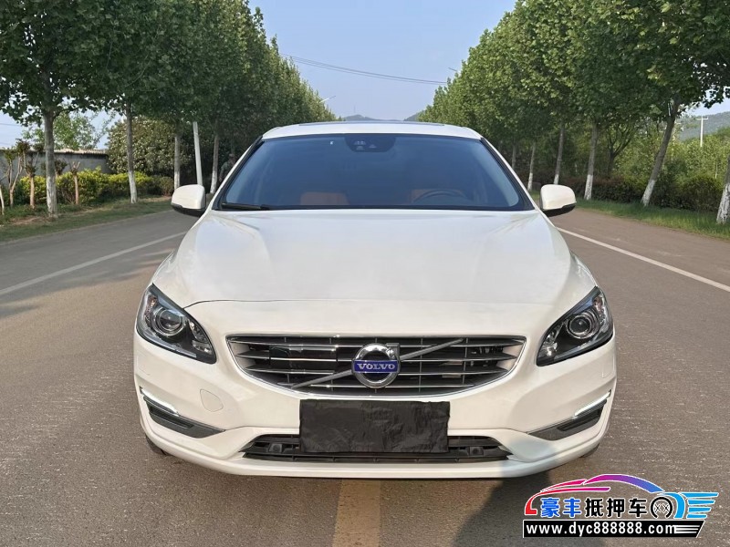 20年沃尔沃S60轿车抵押车出售