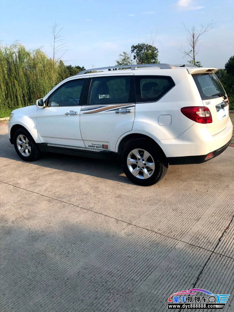 14年陆风X8SUV抵押车出售