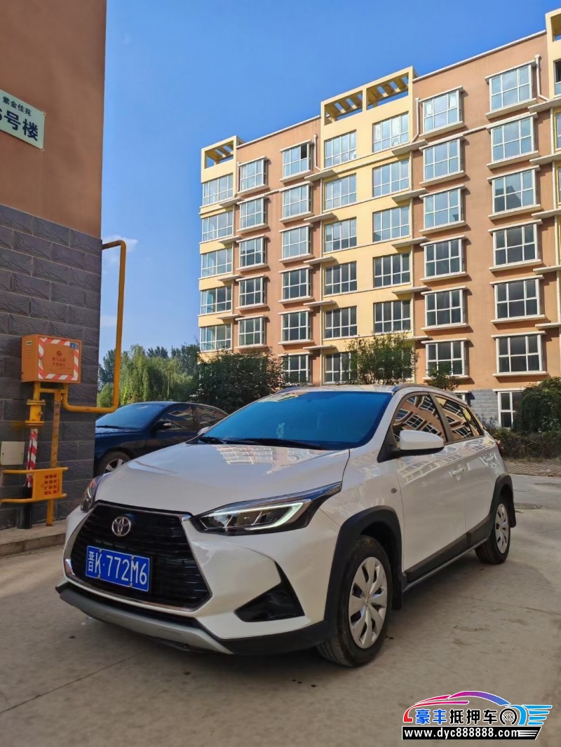 22年丰田YARiS L 致炫轿车抵押车出售